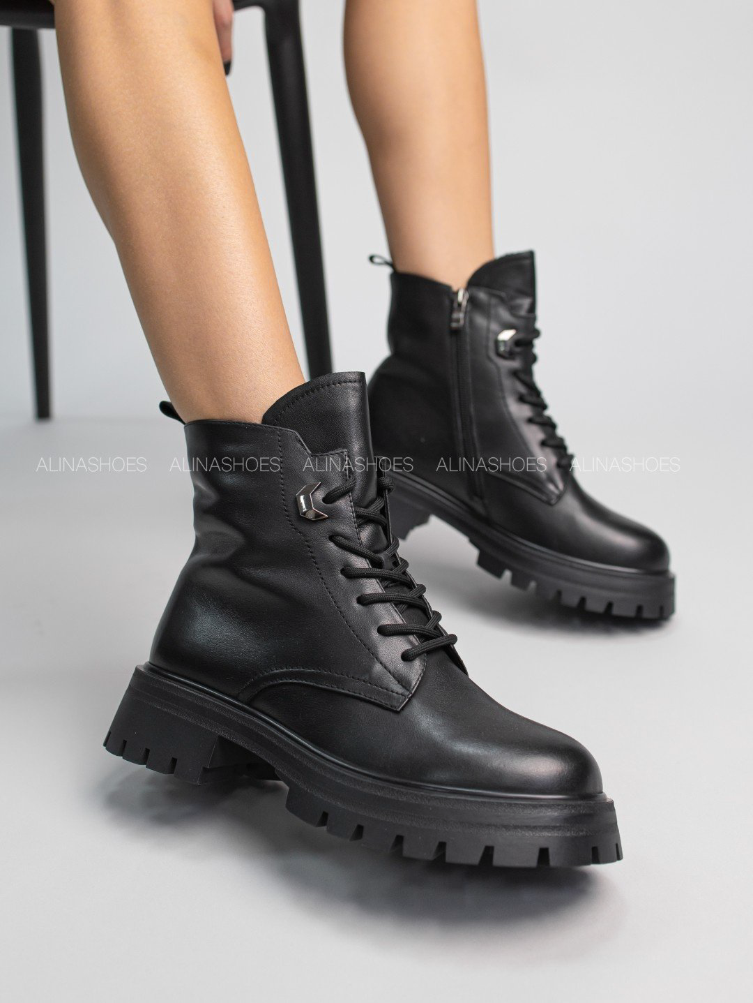 Ботинки alinashoes black 38 купить,NaN