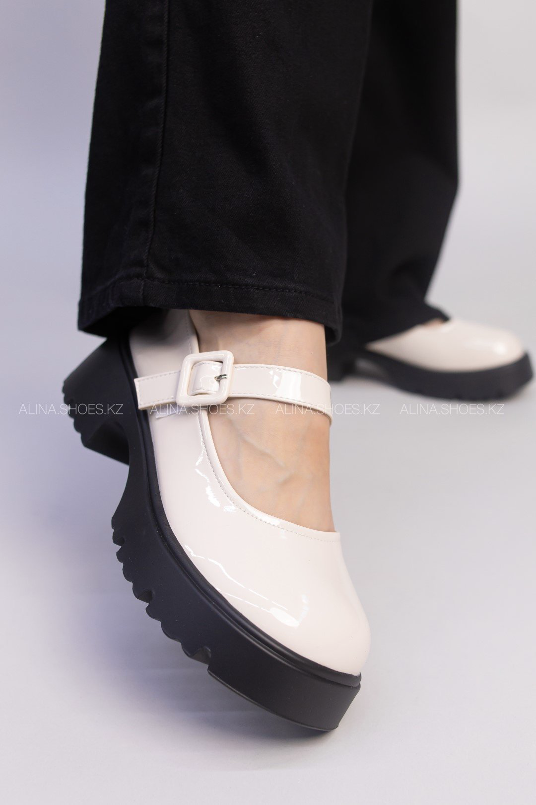 Туфли alinashoes beige 36 купить,NaN