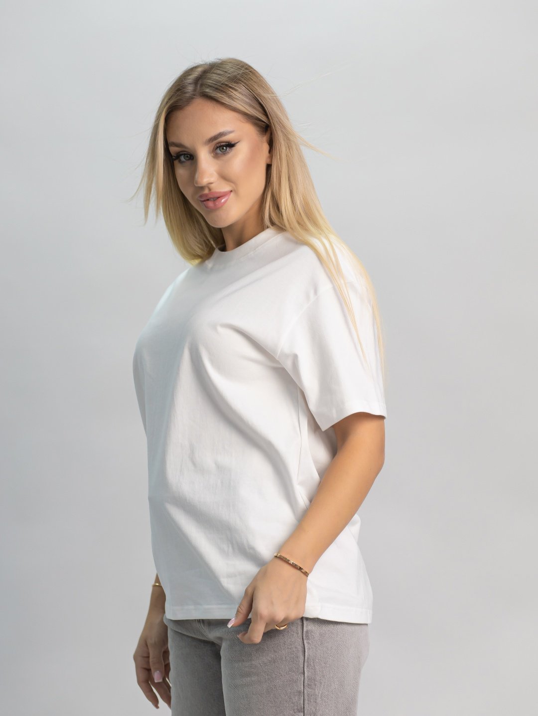 Футболка alinashoes без принта белая L купить,NaN
