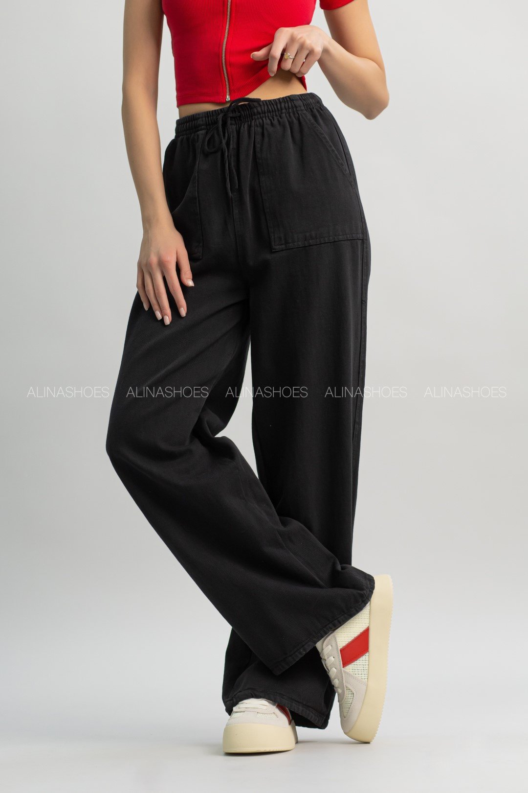 Джинсы прямые alinashoes черный купить,NaN
