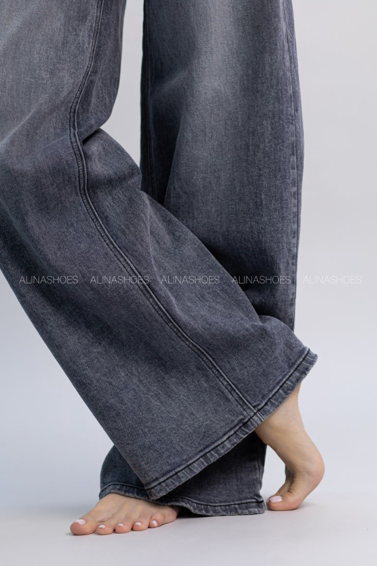 Джинсы прямые alinashoes серый купить,NaN