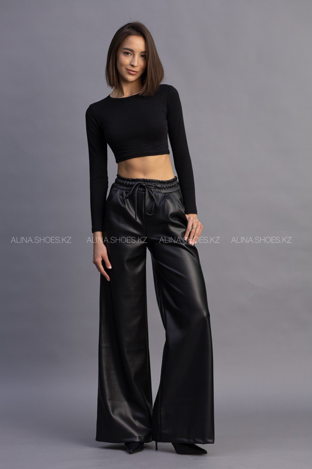 Кожаные брюки alinashoes черный купить,NaN