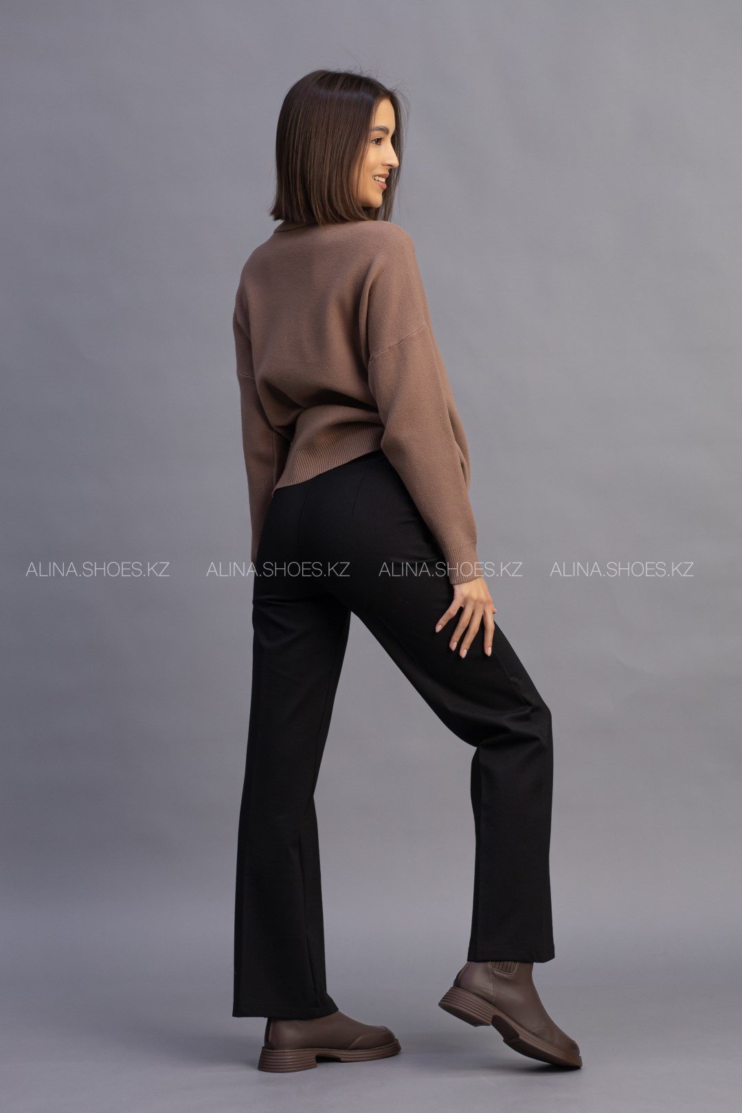 Повседневные брюки alinashoes черный купить,NaN