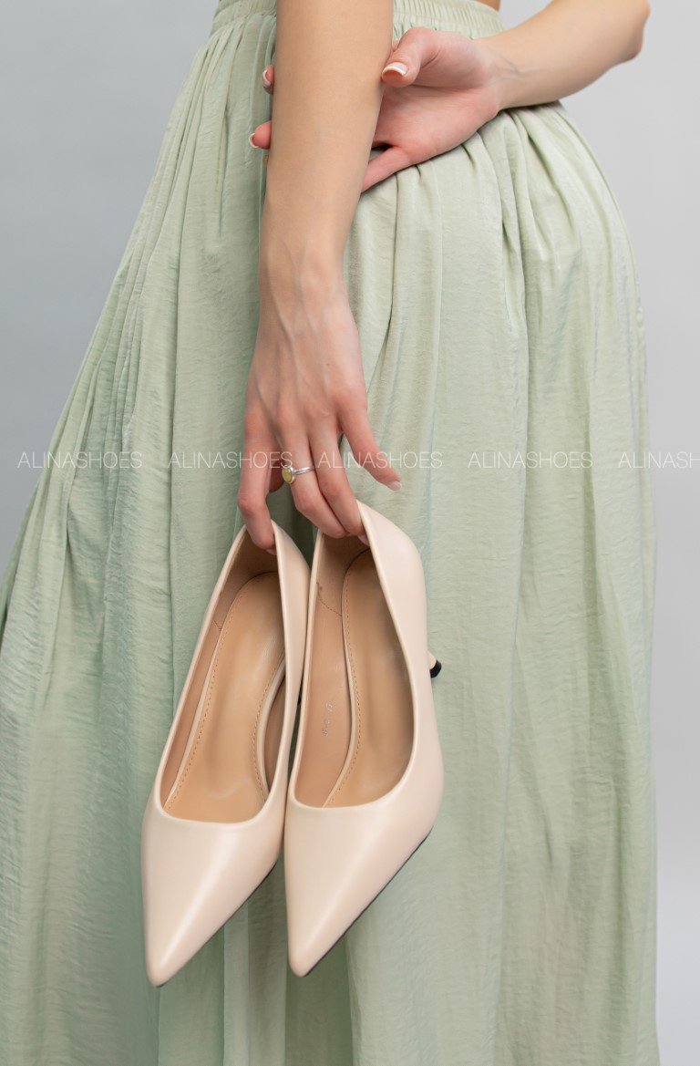 Туфли alinashoes beige 40 купить,NaN