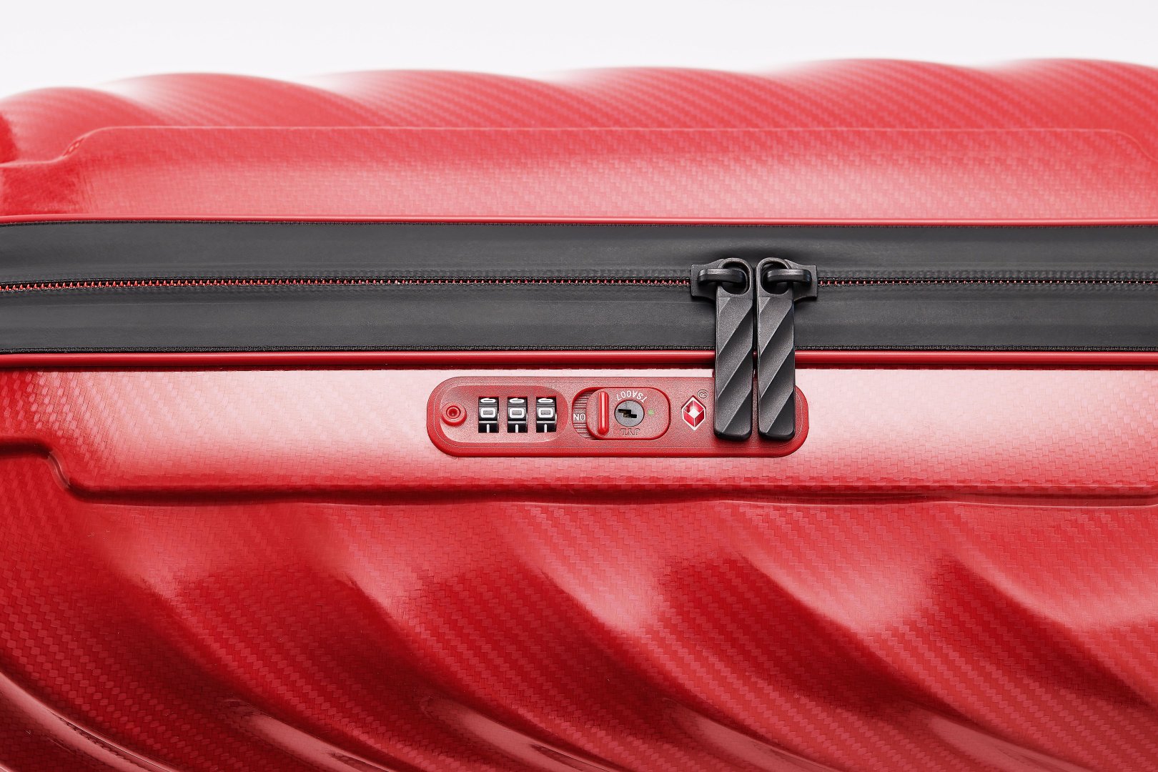 Чемодан Xiaomi Ninetygo Ultralight Luggage 20'' красный купить,NaN