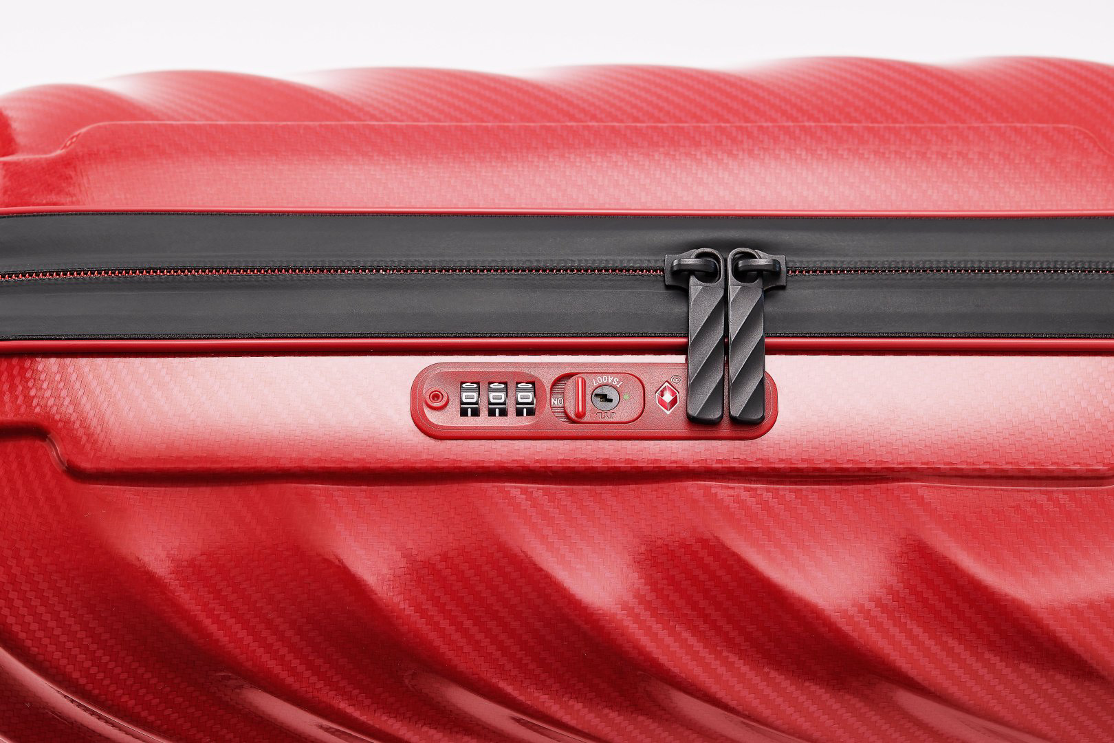 Чемодан Xiaomi Ninetygo Ultralight Luggage 20'' красный купить,NaN