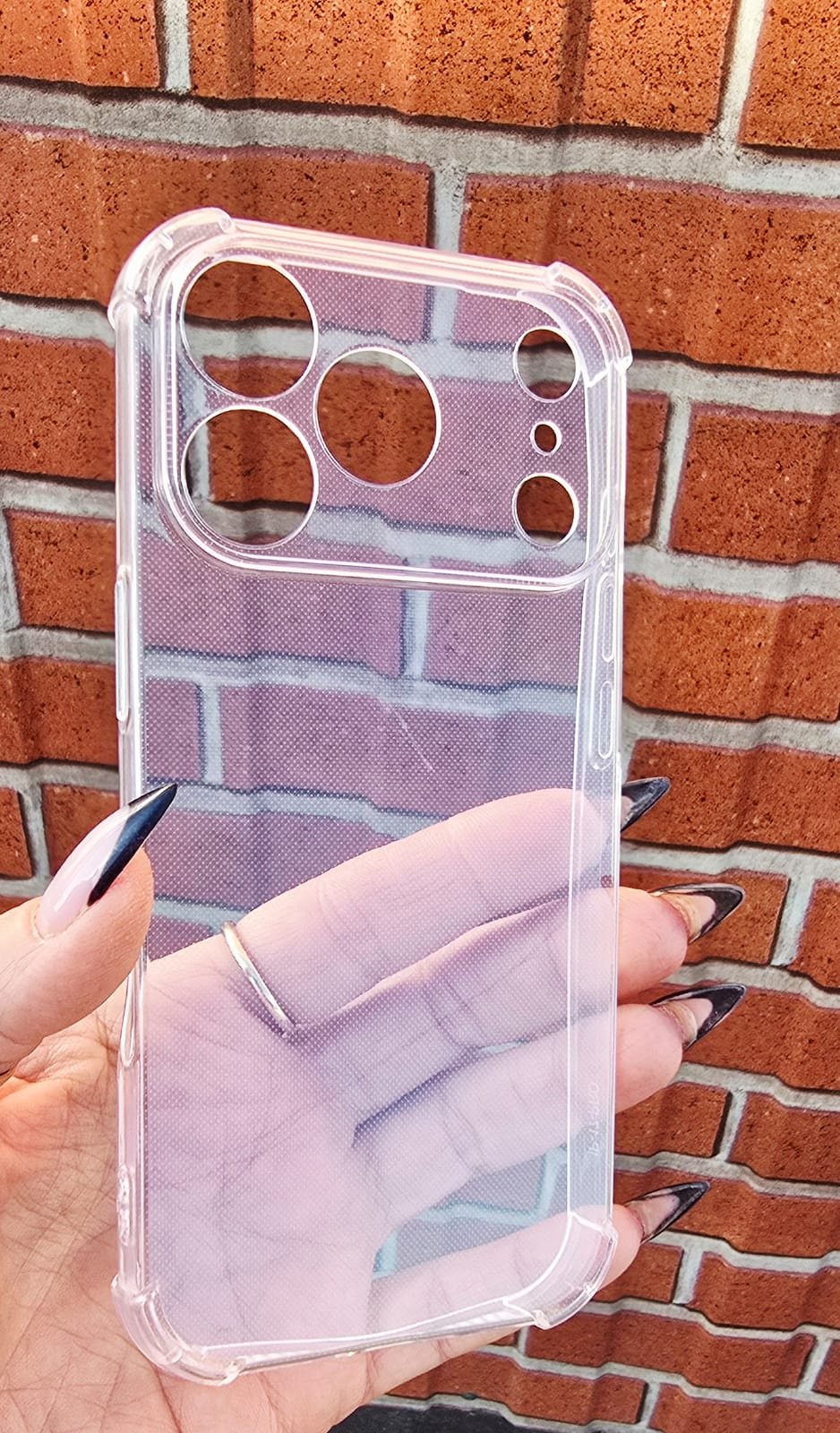 Чехол для Apple iPhone 17 Pro прозрачный купить,305