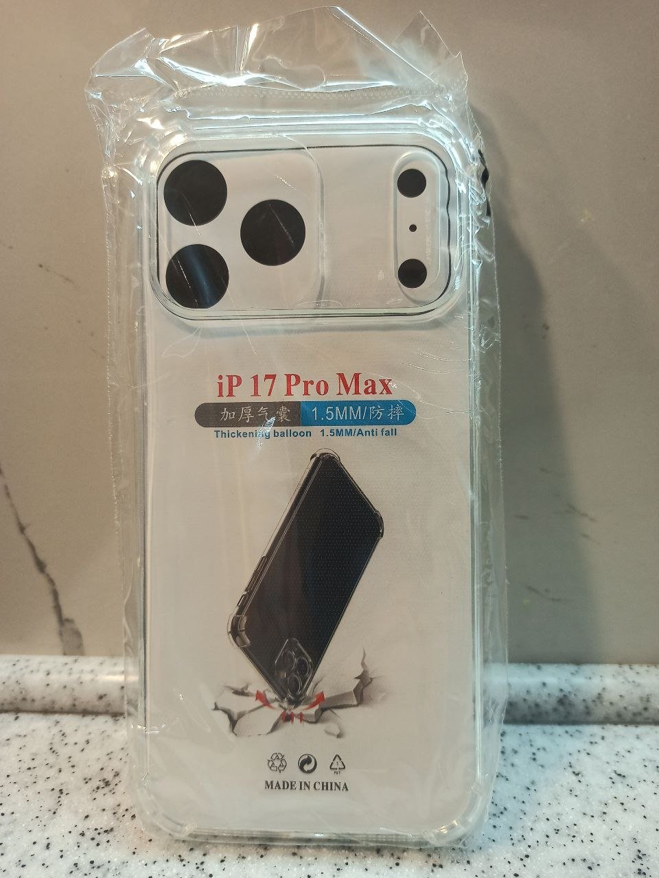 Чехол Celebrat для Apple iPhone 17 Pro Max прозрачный купить,189