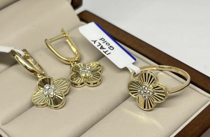 Exclusive Gold Aij80 вес 5.25 г золото, без вставок, цирконий купить,390950