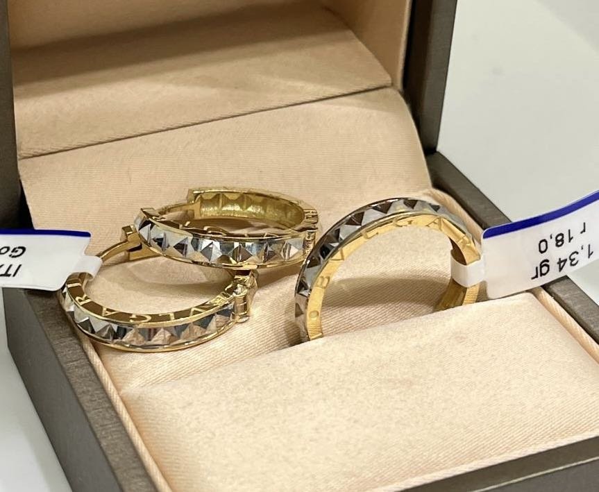 Exclusive Gold Aij293 вес 5.39 г золото, без вставок купить,NaN