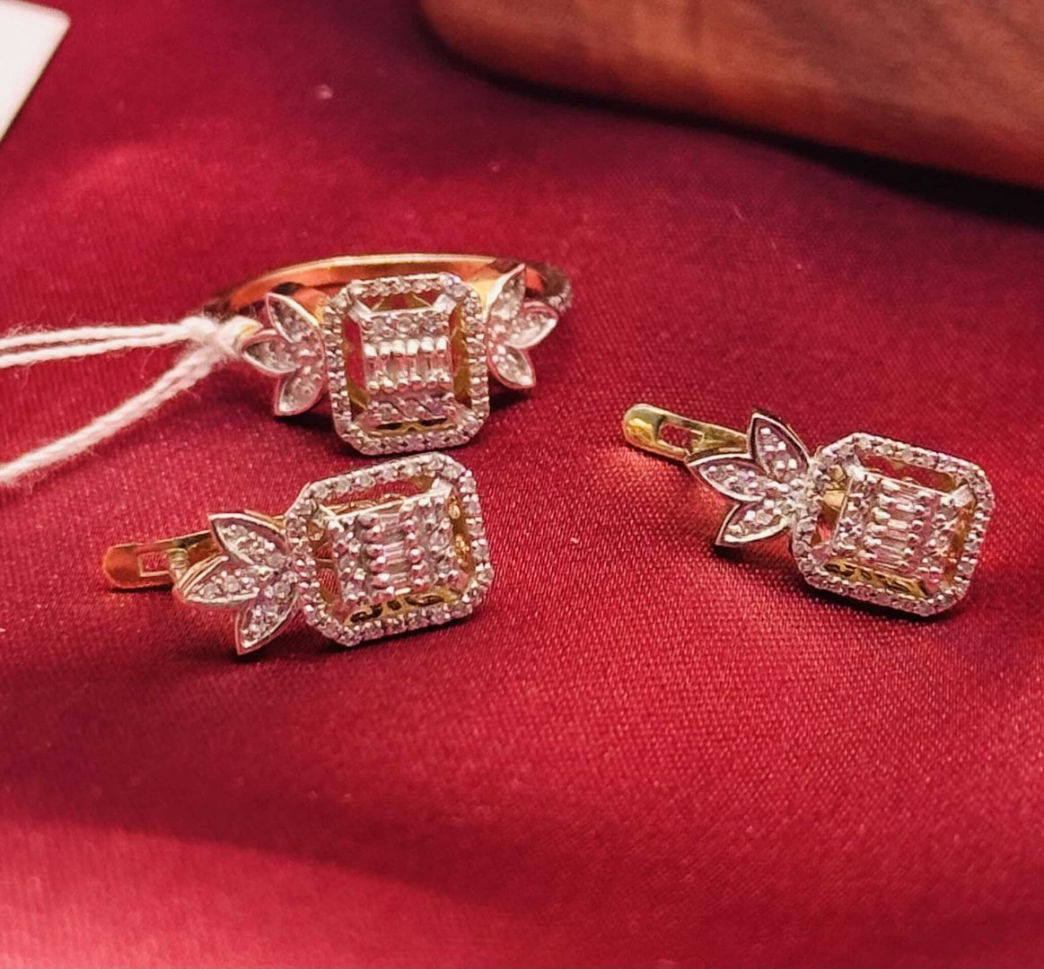 Exclusive Gold Aij416 вес 5.98 г золото, бриллиант купить,NaN