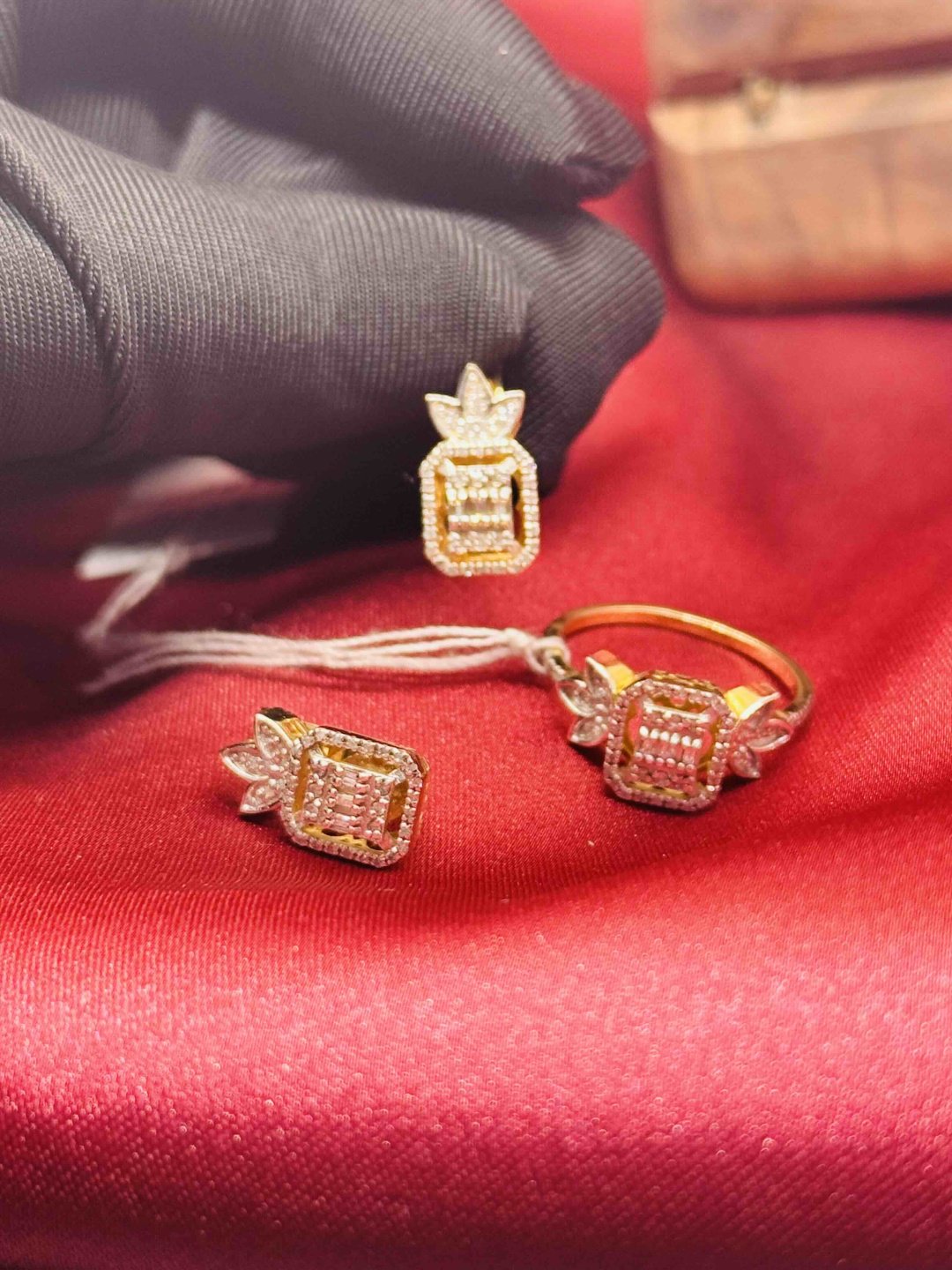 Exclusive Gold Aij416 вес 5.98 г золото, бриллиант купить,NaN