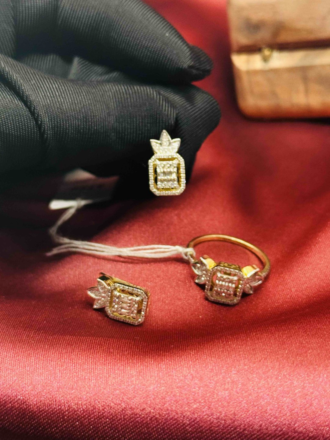 Exclusive Gold Aij416 вес 5.98 г золото, бриллиант купить,NaN