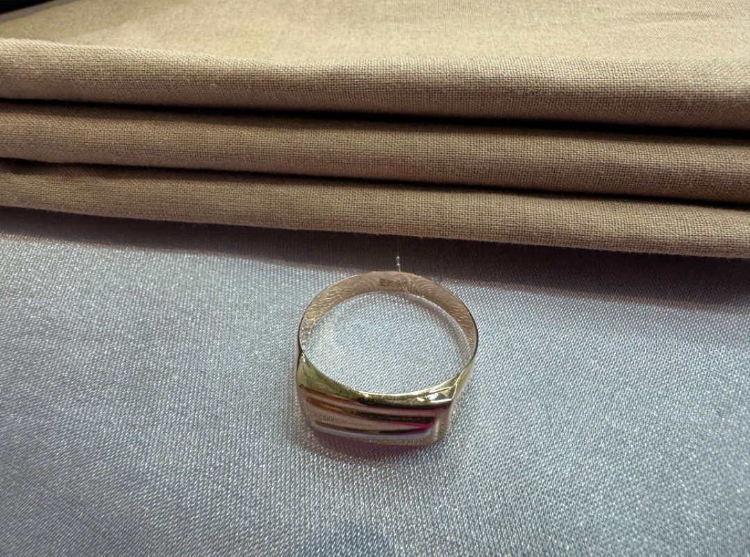 Кольцо Diana Collection 824196 размер 19, 19.5, 20, 20.5, 21 вес 1.86 г золото, без вставок купить,NaN