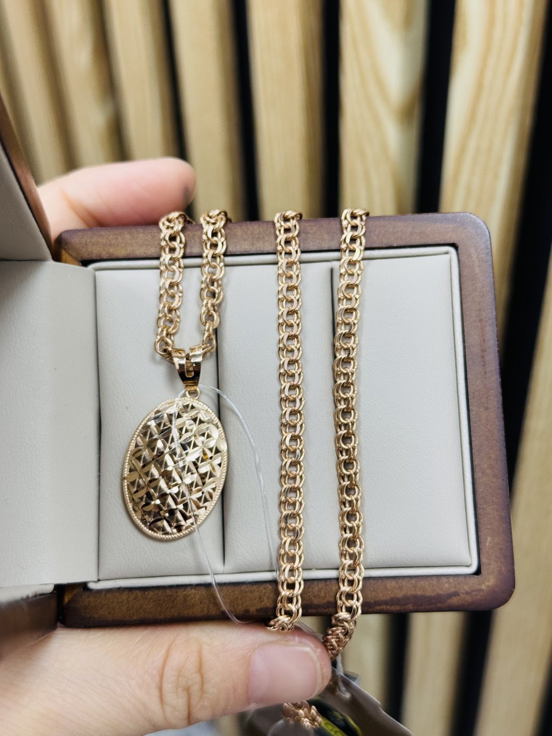 Exclusive Gold Aij7 вес 8.64 г золото, без вставок - ForteMarket Exclusive Gold Aij7 вес 8.64 г золото, без вставок купить,680000