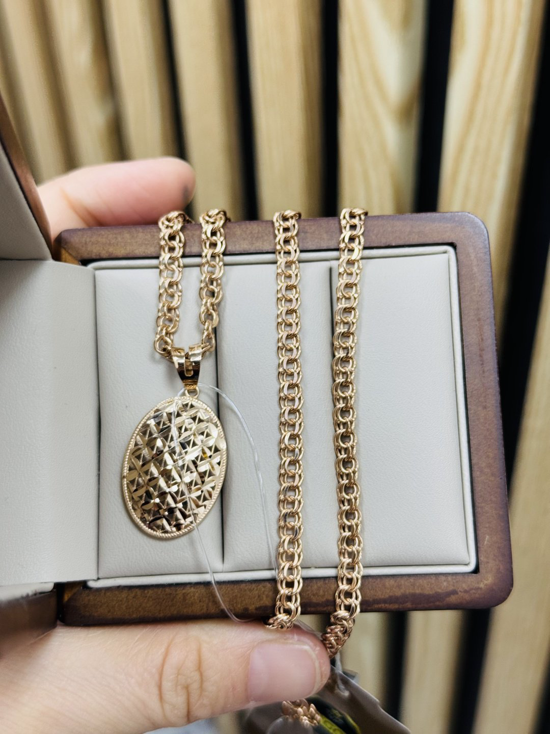 Exclusive Gold Aij7 вес 8.64 г золото, без вставок - ForteMarket Exclusive Gold Aij7 вес 8.64 г золото, без вставок купить,680000