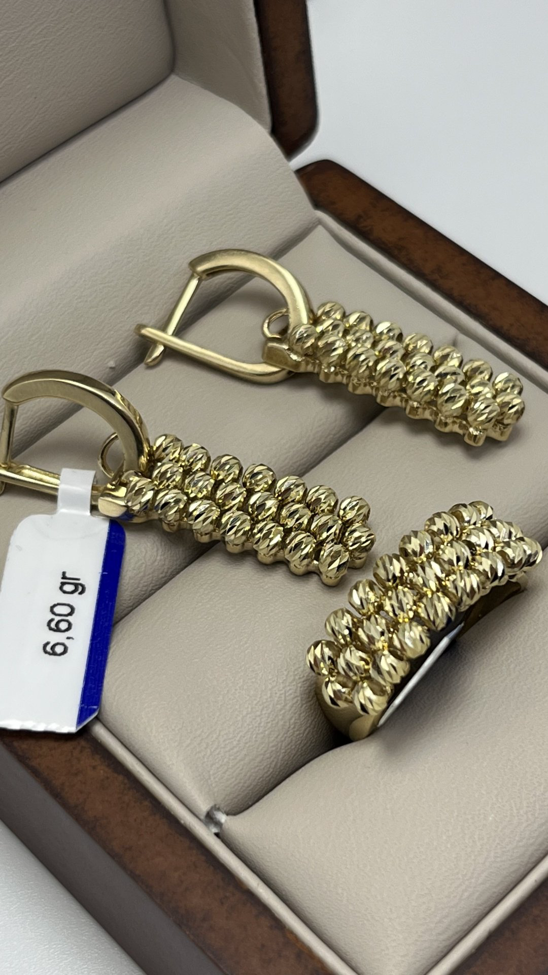 AIS COLLECTION Желтое Золото 585 Италия вес 9.47 г золото, без вставок купить,707450