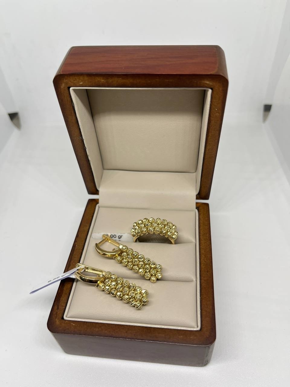 Exclusive Gold Aij75 вес 9.56 г золото, без вставок купить,714200