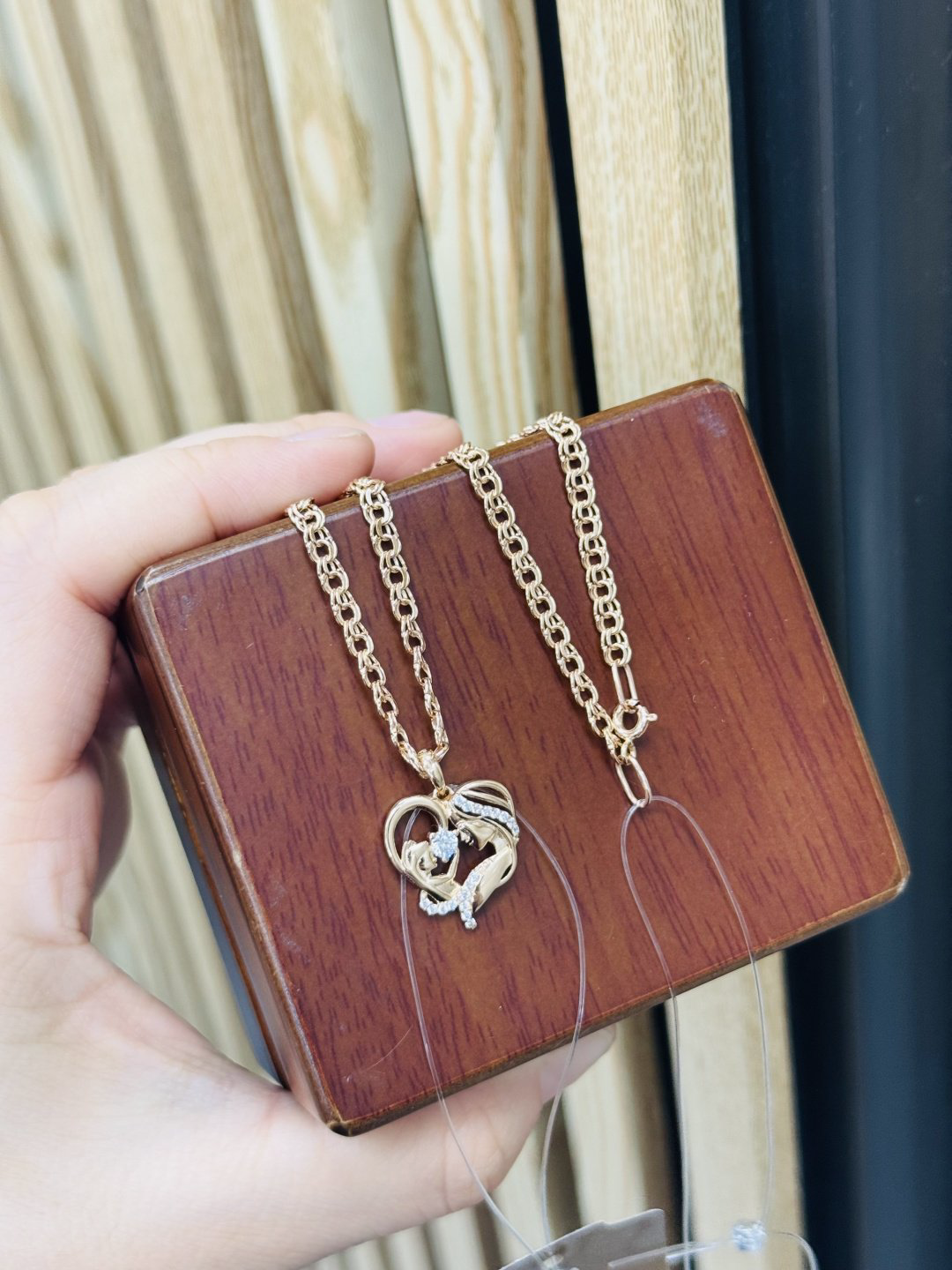 Exclusive Gold Aij12 вес 6.62 г золото, без вставок купить,530000