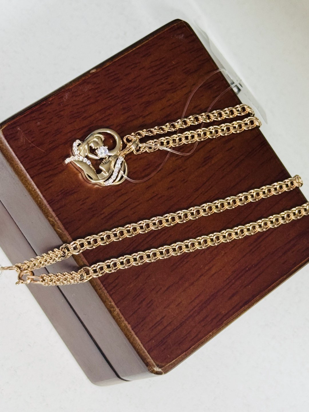 Exclusive Gold Aij12 вес 6.62 г золото, без вставок купить,530000