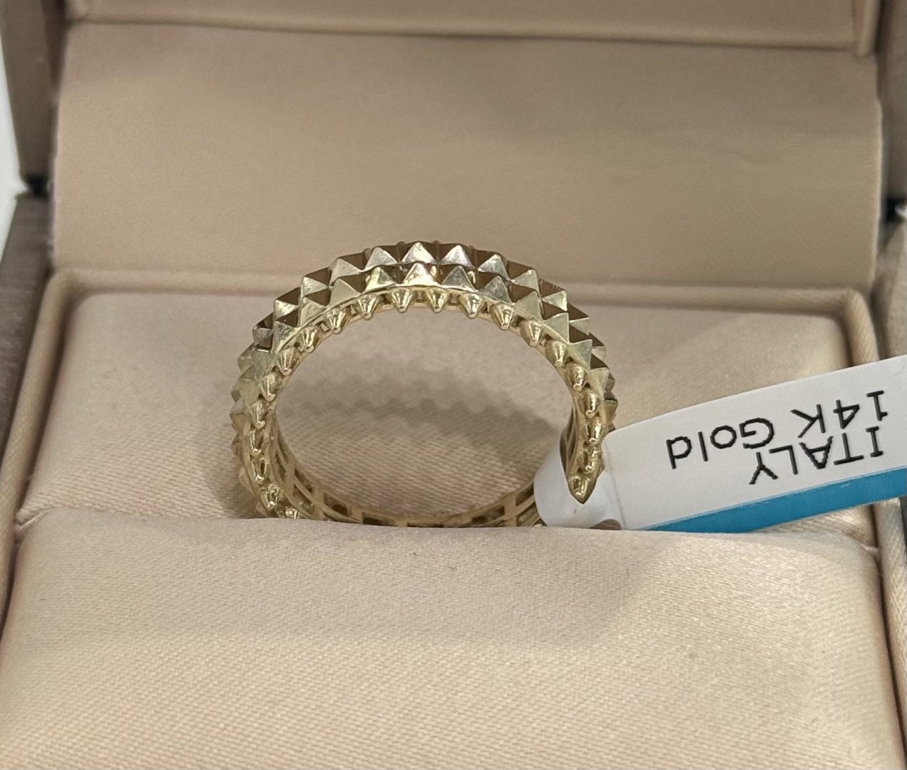 Кольцо Exclusive Gold Aij314 размер 18 вес 2.41 г золото, без вставок купить,NaN
