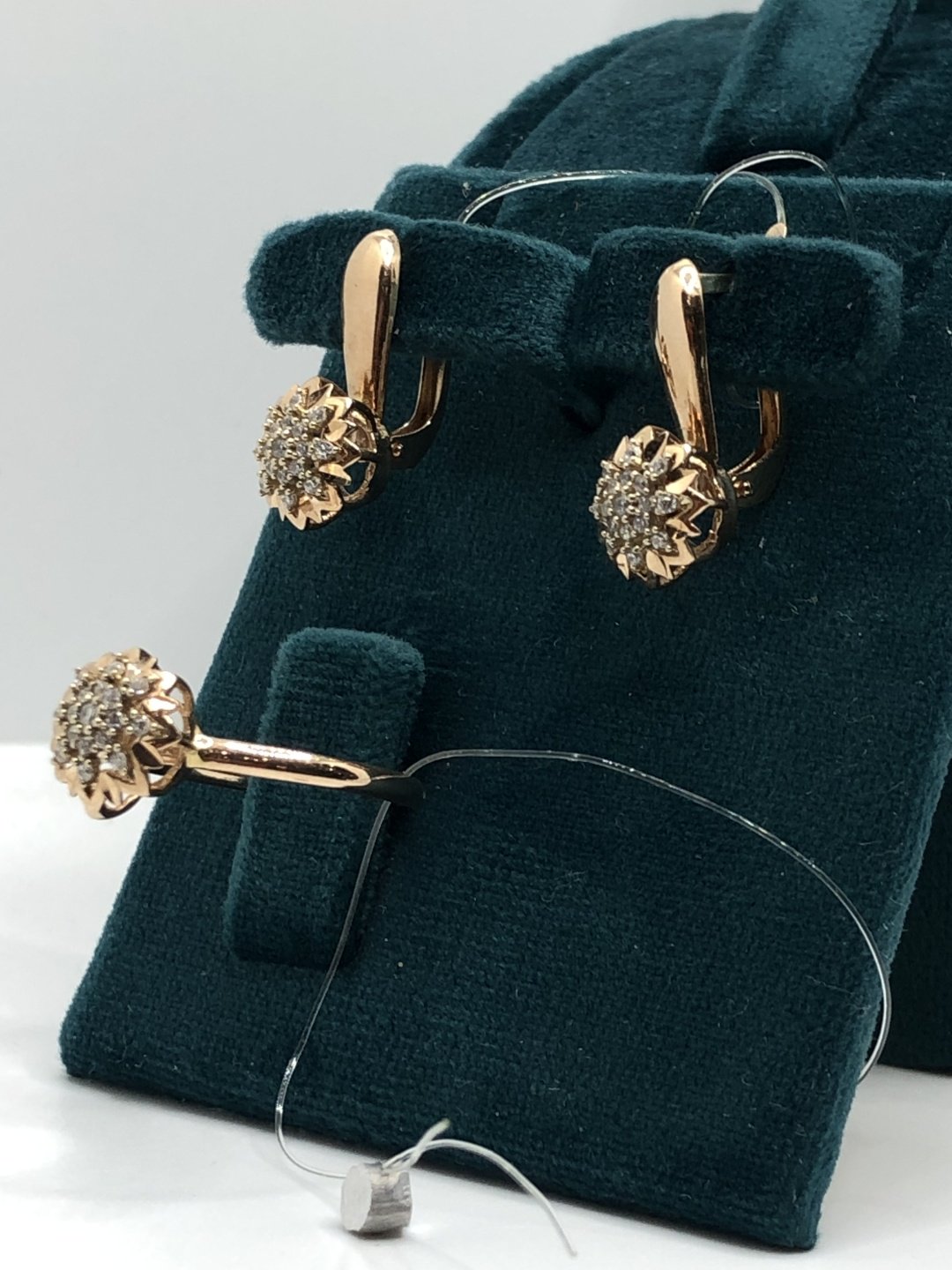 Ali Gold 04032 вес 4.25 г золото, фианит - ForteMarket Ali Gold 04032 вес 4.25 г золото, фианит купить,312000