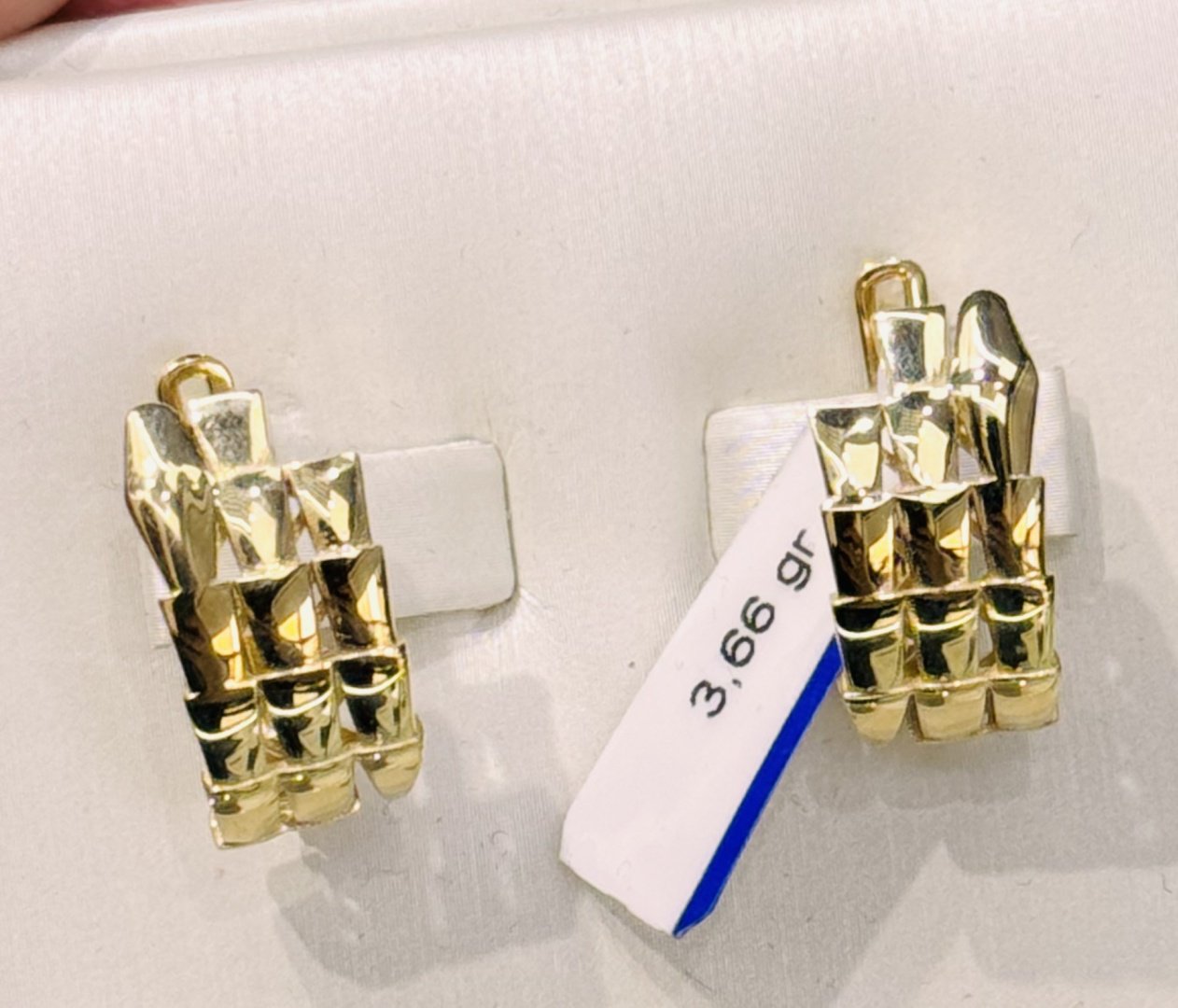 Серьги Exclusive Gold Aij233 вес 3.66 г золото, без вставок купить,NaN