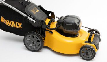 Газонокосилка DeWALT колесная DCMW564P2