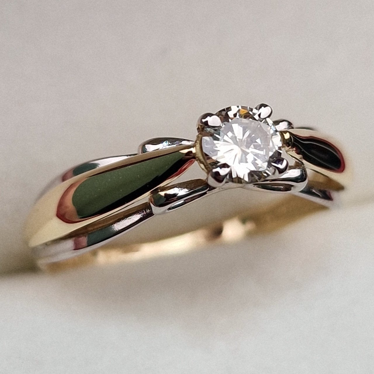 Кольцо Deimantas 99981696 16,5р 1,84гр 0,235ct. купить,NaN