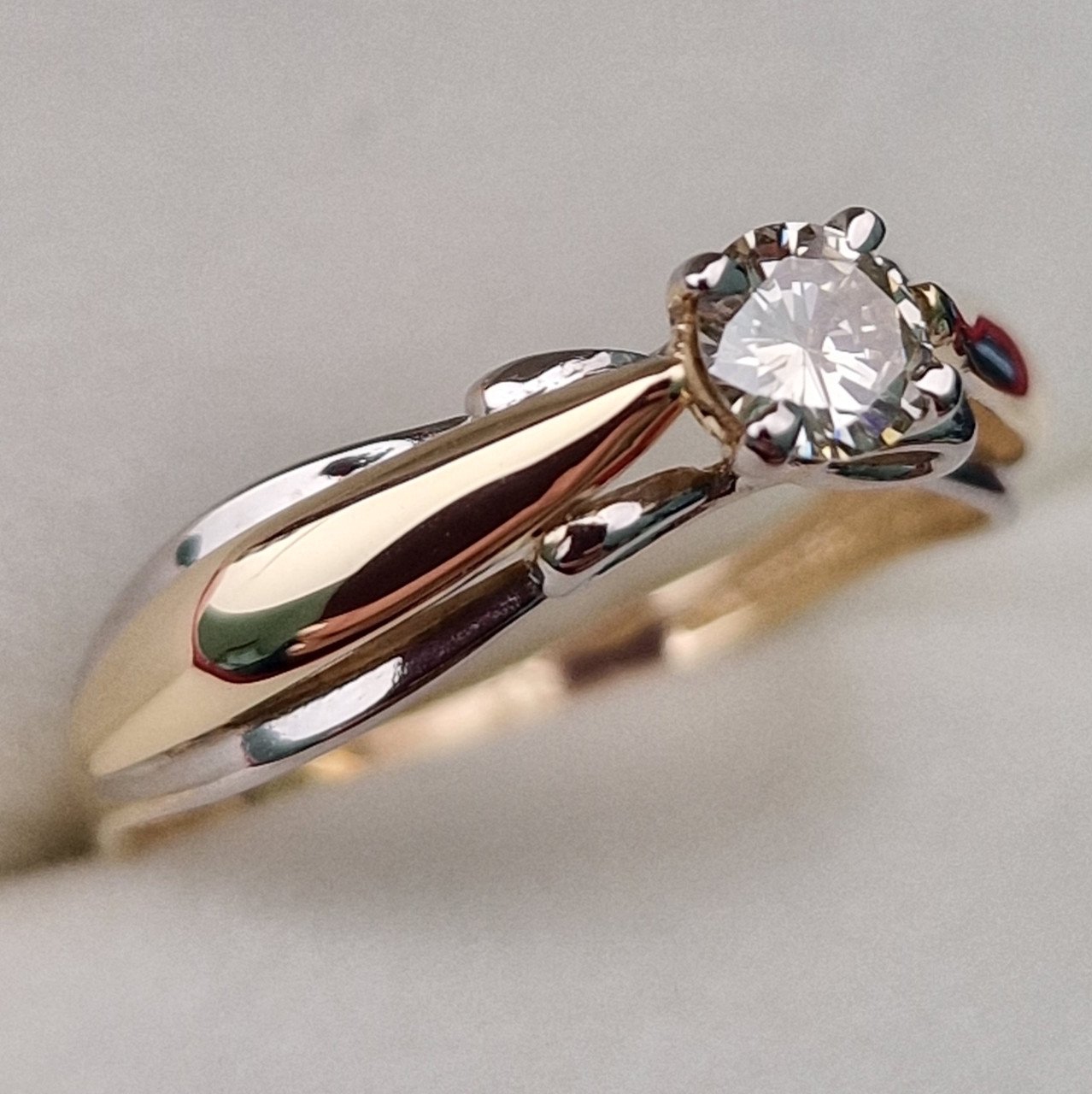 Кольцо Deimantas 99981696 16,5р 1,84гр 0,235ct. купить,NaN