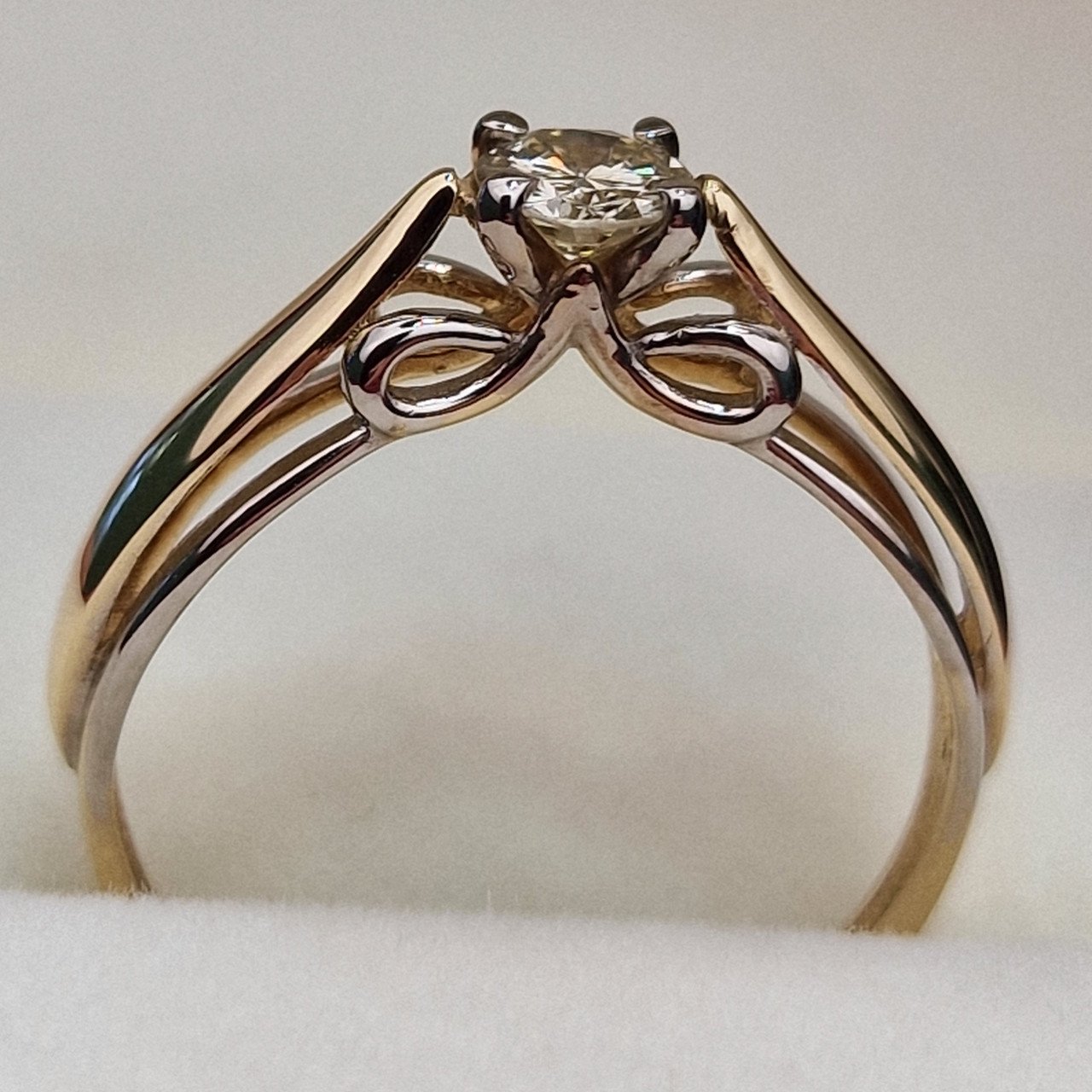 Кольцо Deimantas 99981696 16,5р 1,84гр 0,235ct. купить,NaN