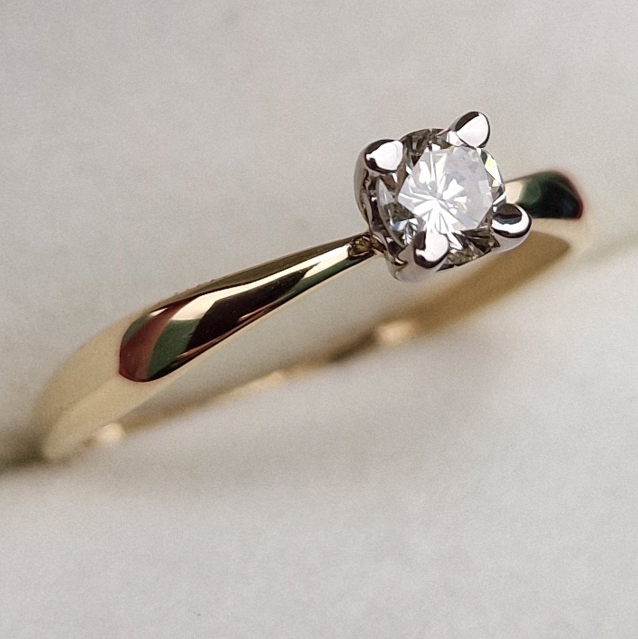 Кольцо Deimantas 99981721 16р 0,91гр 0,26ct. купить,NaN