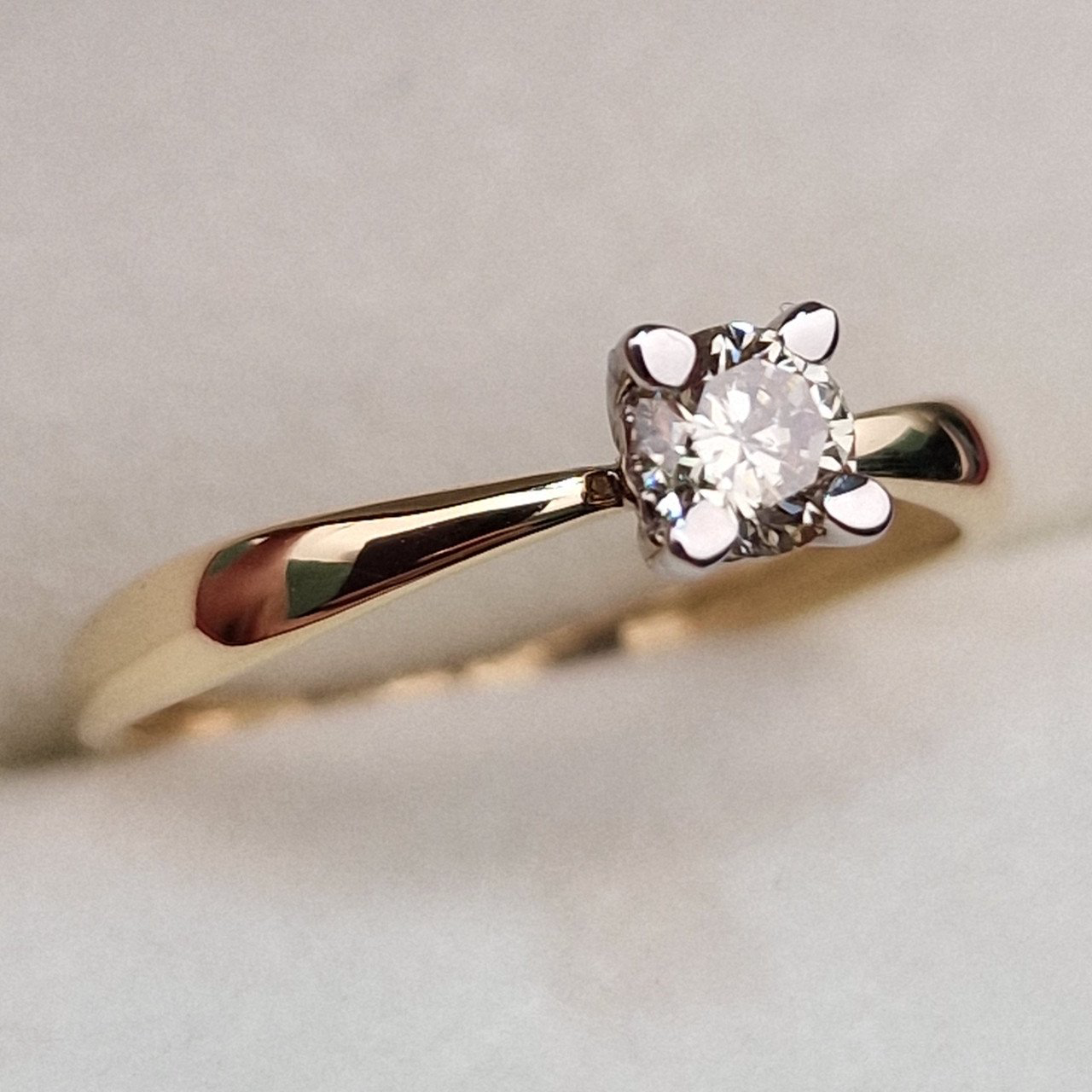 Кольцо Deimantas 99981736 16,5р 0,91гр 0,246ct. купить,NaN