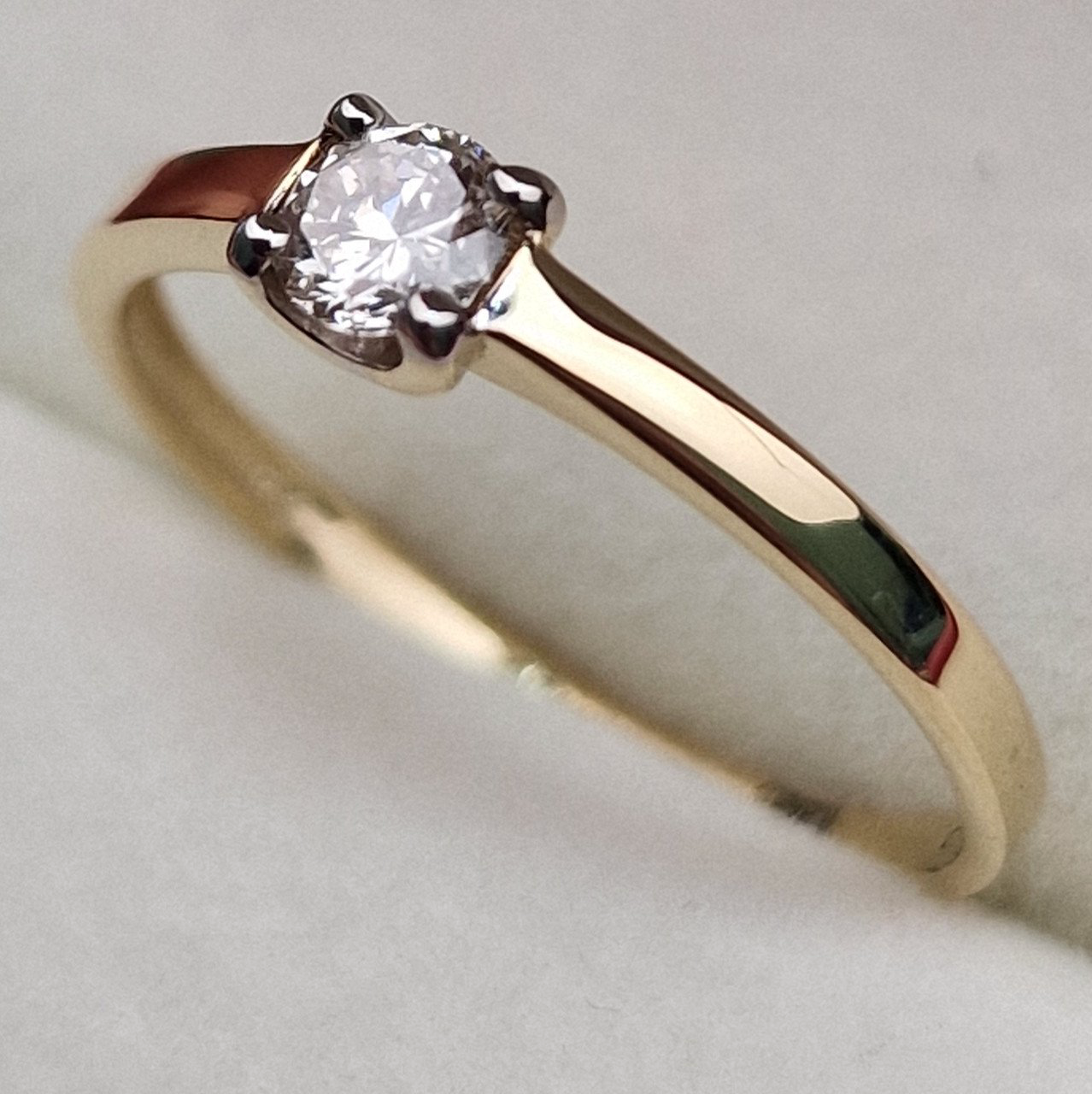 Кольцо Deimantas 99981742 17р 1,18гр 0,203ct. купить,NaN