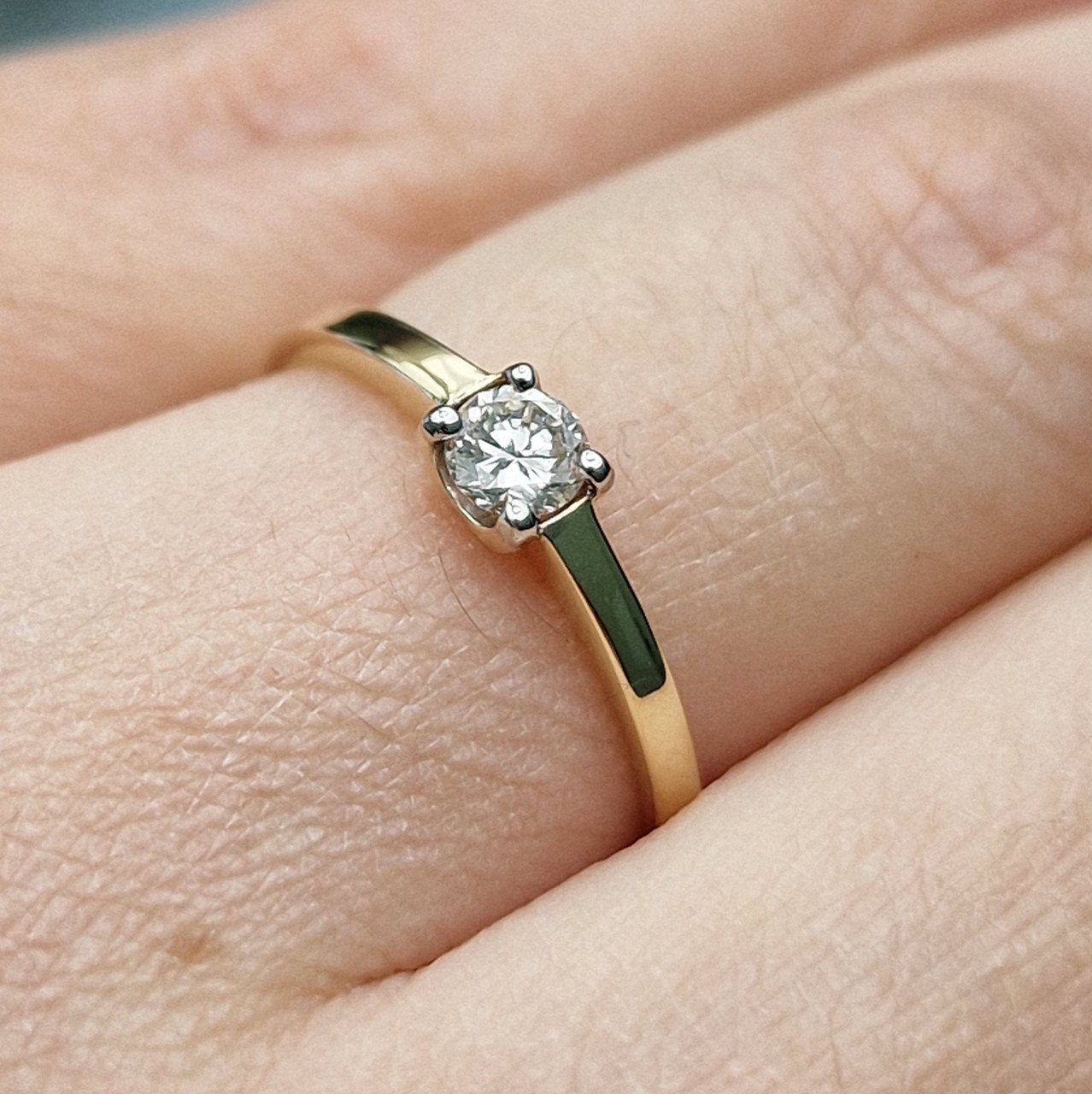 Кольцо Deimantas 99981742 17р 1,18гр 0,203ct. купить,NaN