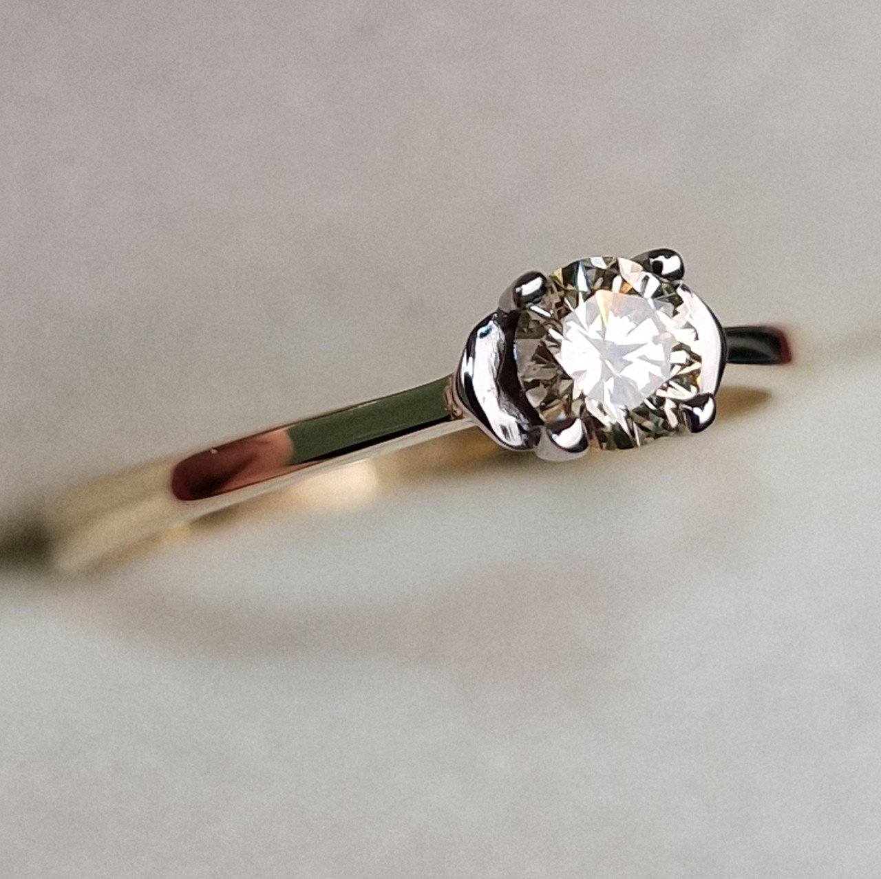 Кольцо Deimantas 99981758 16,5р 1,55гр 0,236ct. купить,NaN