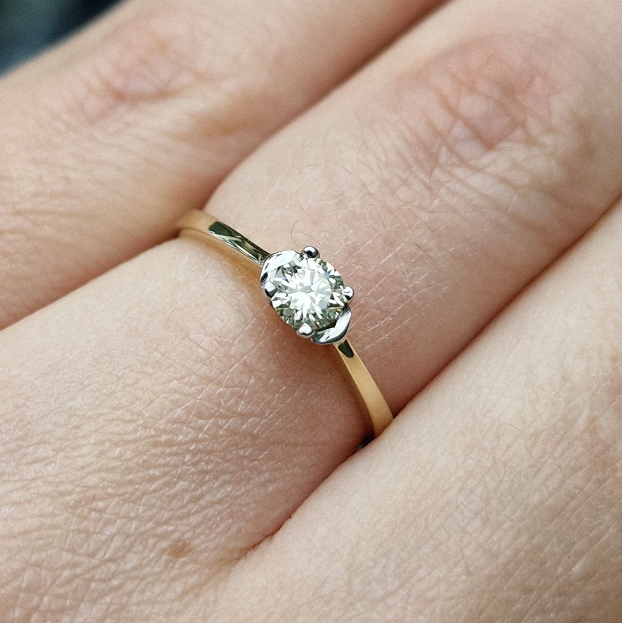 Кольцо Deimantas 99981758 16,5р 1,55гр 0,236ct. купить,NaN