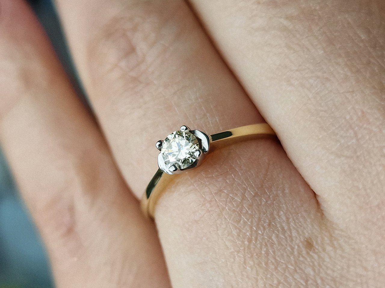 Кольцо Deimantas 99981758 16,5р 1,55гр 0,236ct. купить,NaN