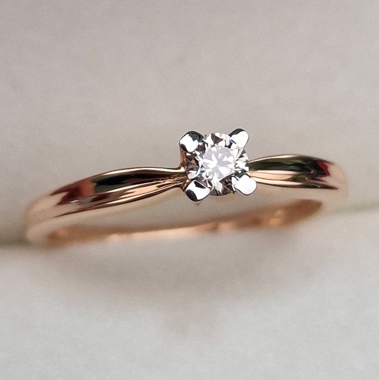 Кольцо Deimantas 99981777 17,5р 2,05гр 0,19ct. купить,NaN