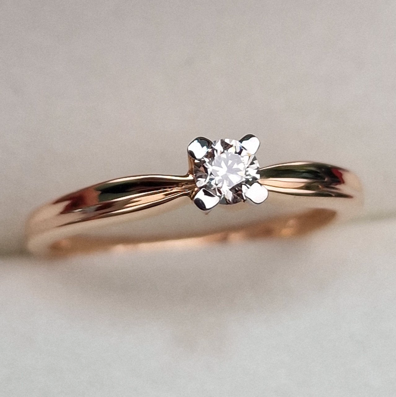 Кольцо Deimantas 99981777 17,5р 2,05гр 0,19ct. купить,NaN