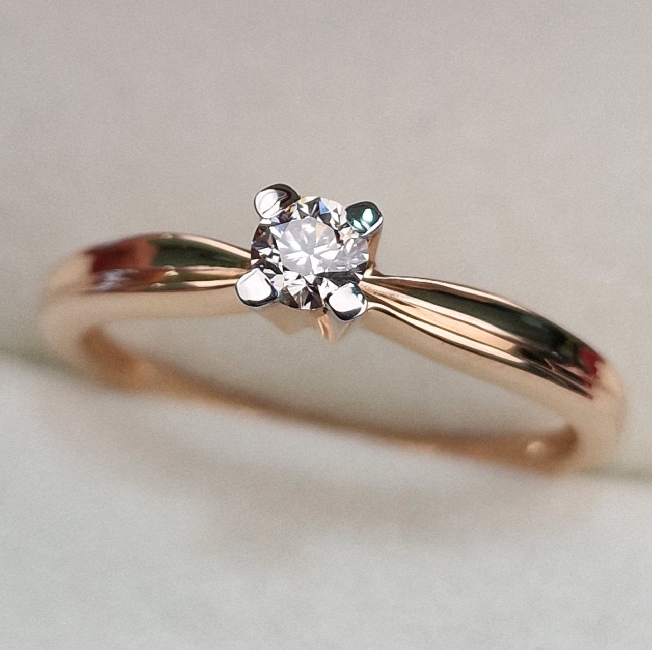Кольцо Deimantas 99981777 17,5р 2,05гр 0,19ct. купить,NaN