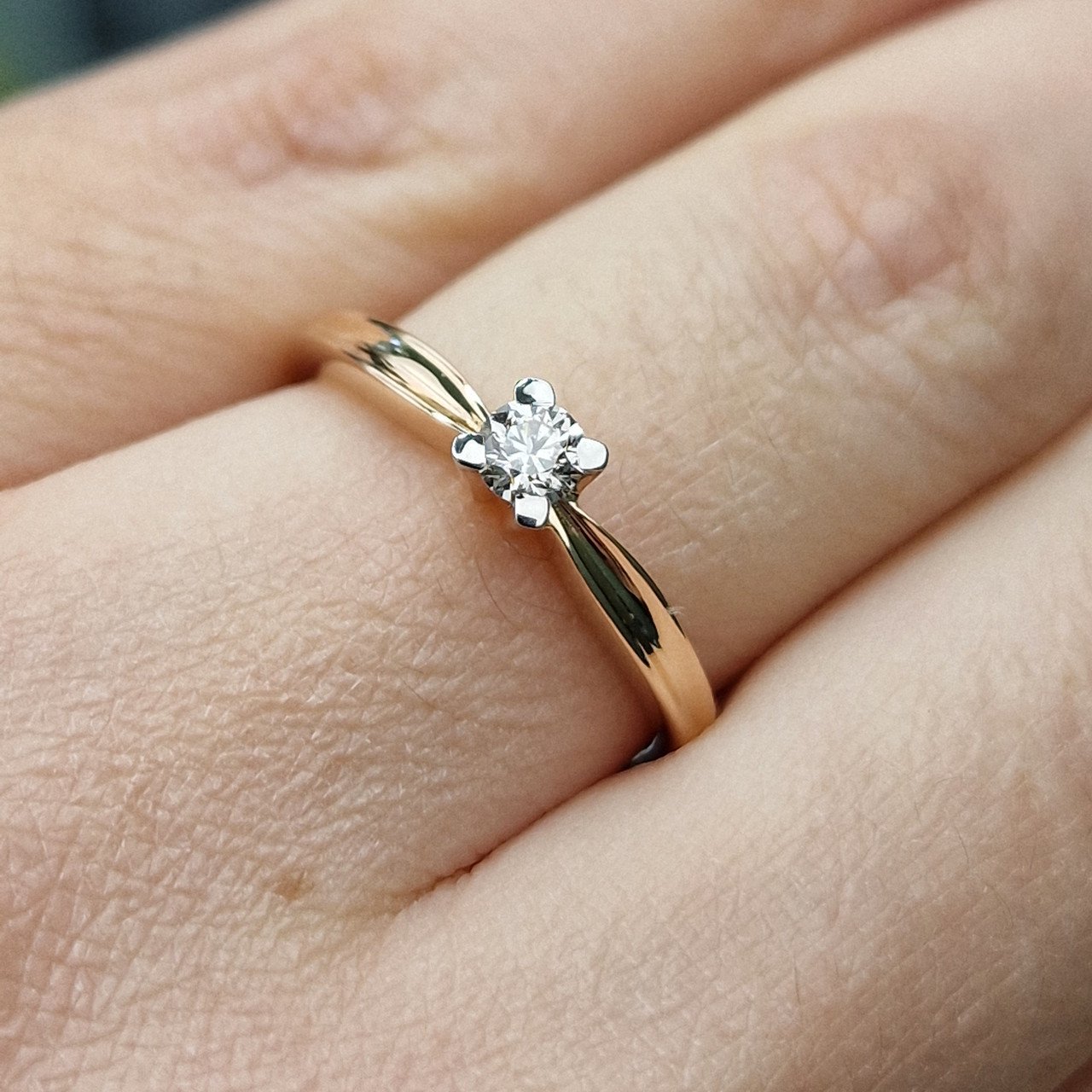 Кольцо Deimantas 99981777 17,5р 2,05гр 0,19ct. купить,NaN