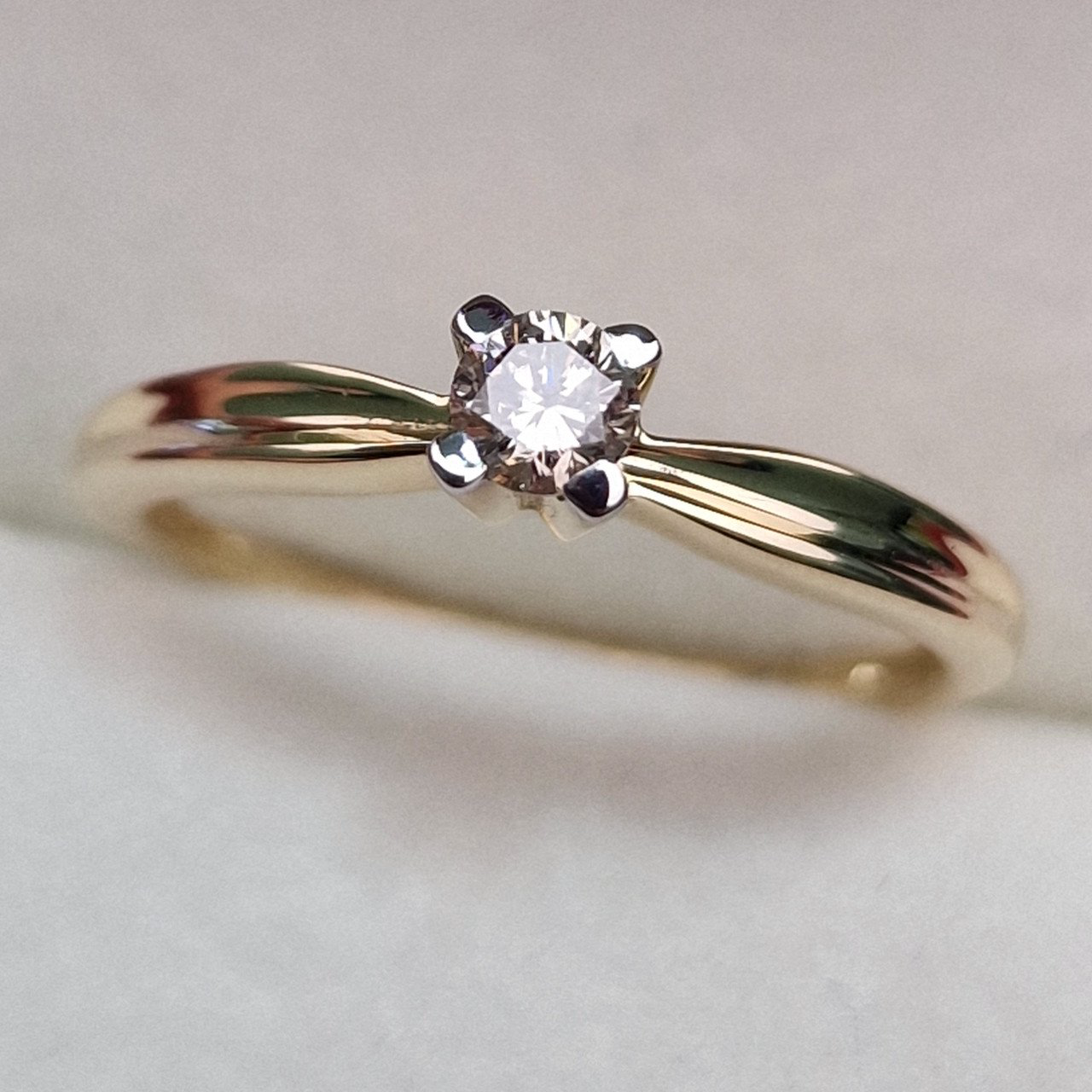 Кольцо Deimantas 99981796 17,5р 1,93гр 0,182ct. купить,NaN