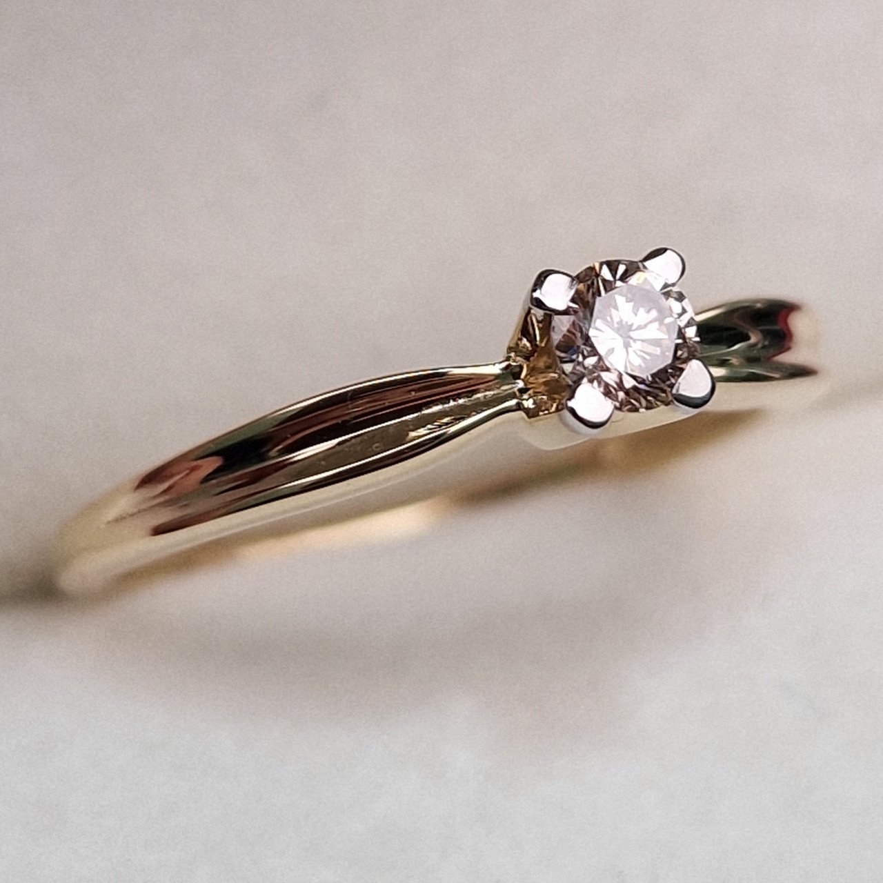Кольцо Deimantas 99981796 17,5р 1,93гр 0,182ct. купить,NaN