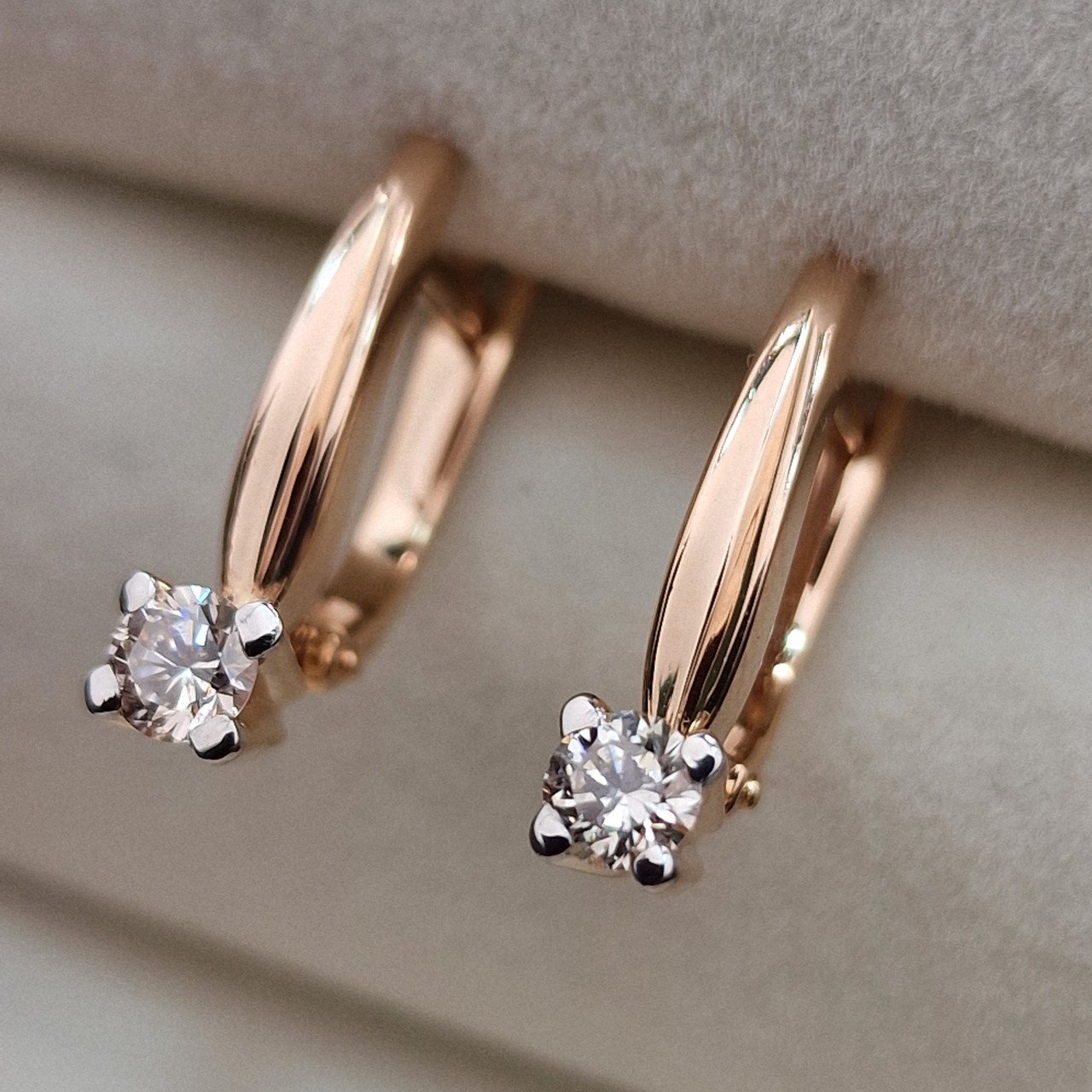 Серьги Deimantas 99981822 2,92гр 0,362ct. купить,NaN