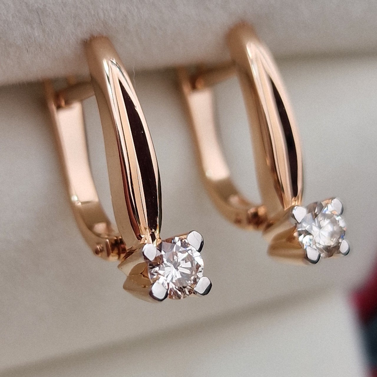 Серьги Deimantas 99981822 2,92гр 0,362ct. купить,NaN