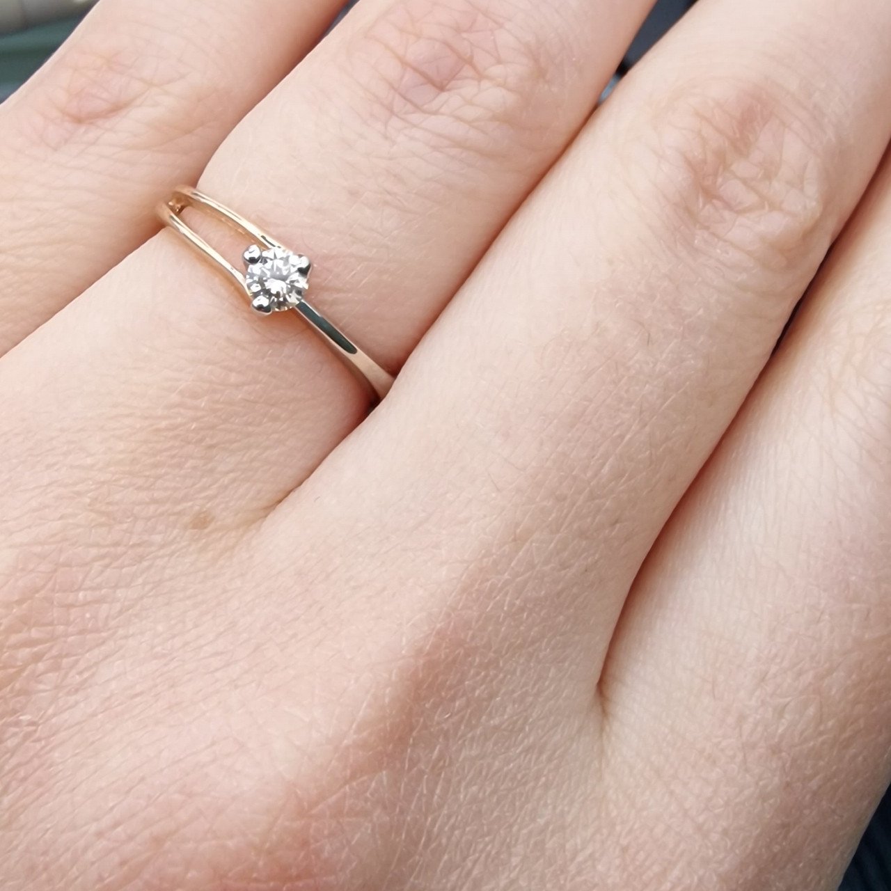 Кольцо Deimantas 99981813 17р 2,09гр 0,16ct. купить,NaN