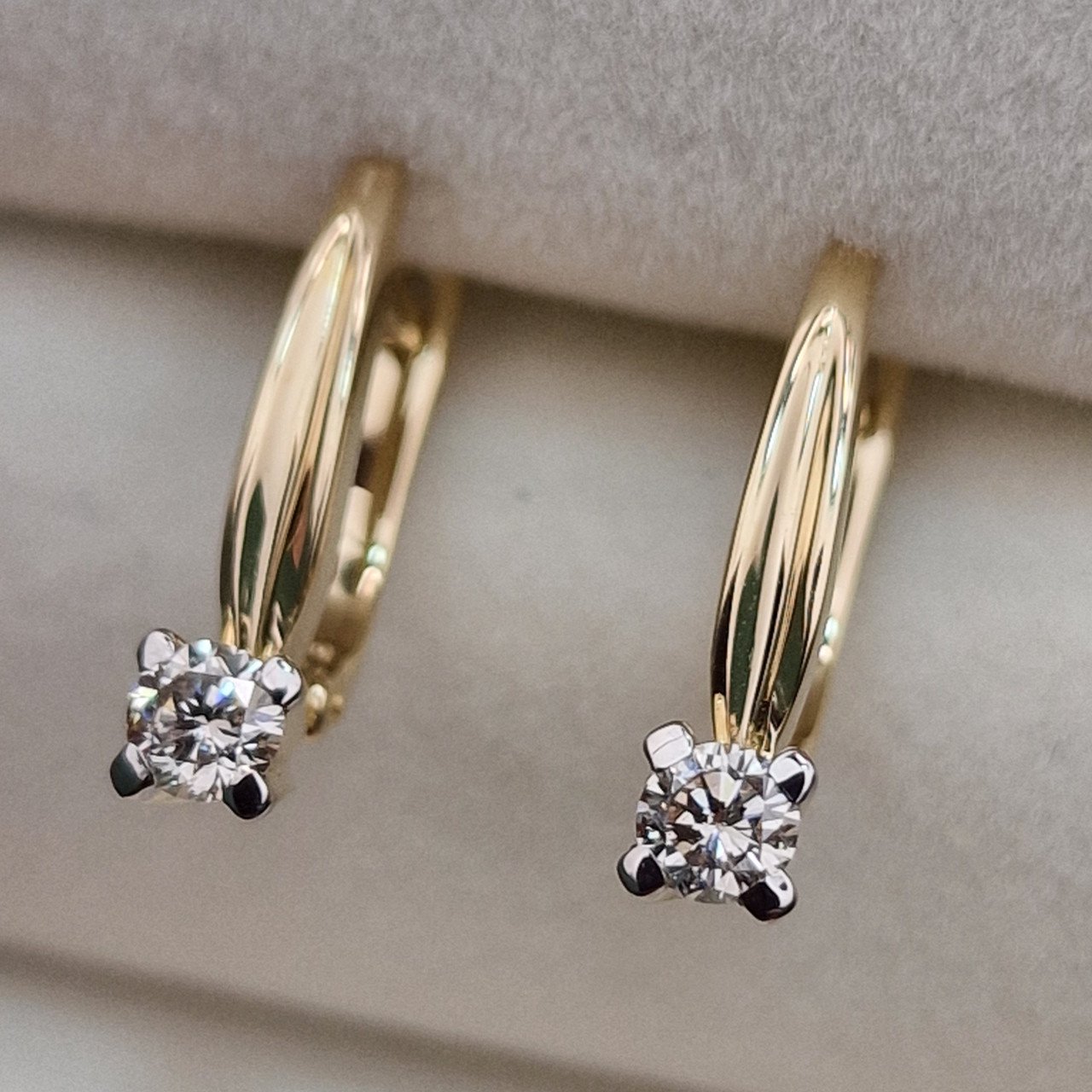 Серьги Deimantas 99981839 2,94гр 0,362ct. купить,NaN