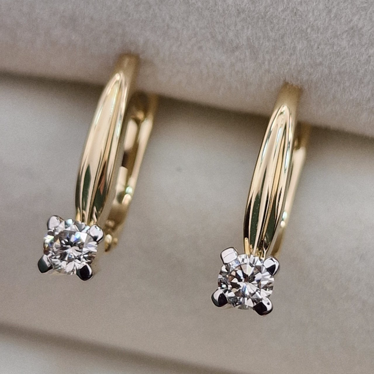 Серьги Deimantas 99981839 2,94гр 0,362ct. купить,NaN