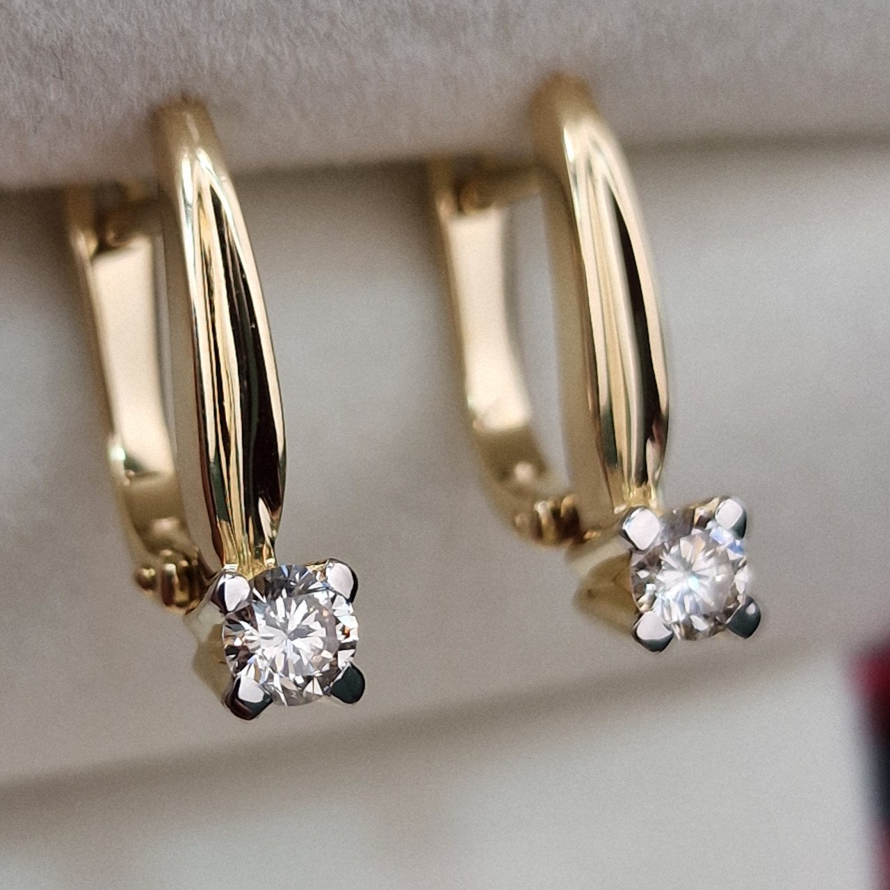 Серьги Deimantas 99981839 2,94гр 0,362ct. купить,NaN